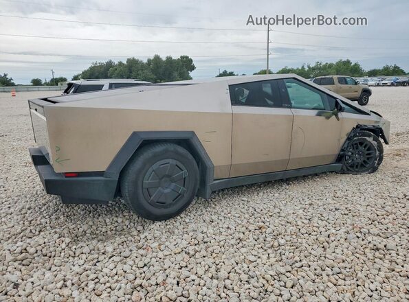7G2CEHED3SA081373 2025 TESLA CYBERTRUCK Бежевый Задняя правая четверть