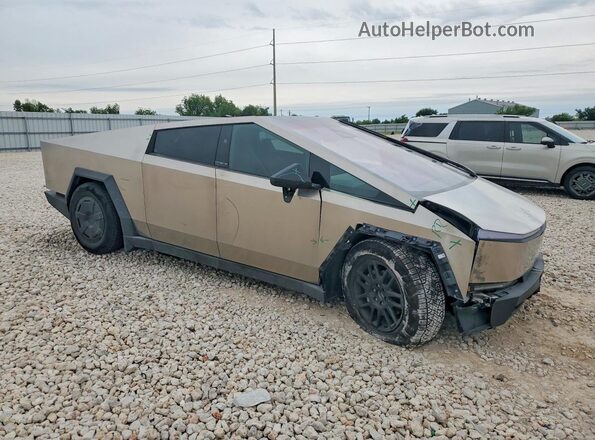 7G2CEHED3SA081373 2025 TESLA CYBERTRUCK Бежевый Передняя правая четверть