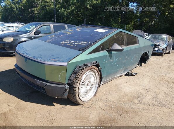 7G2CEHED5RA035716 2024 TESLA CYBERTRUCK Green წინა მარცხენა ხედი სამი მეოთხედიდან