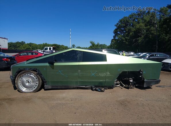 7G2CEHED5RA035716 2024 TESLA CYBERTRUCK Green უკანა სალონის ხედი
