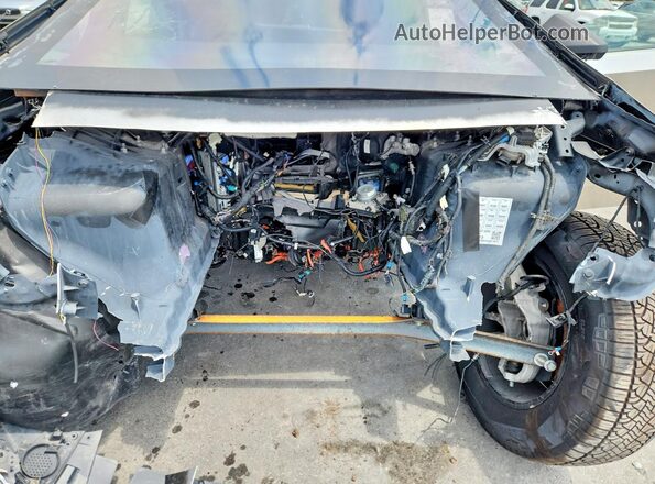 7G2CEHED5SA075011 2025 TESLA CYBERTRUCK Silver Widok wnętrza z tyłu