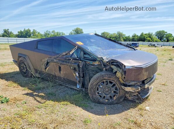 7G2CEHED6RA002269 2024 TESLA CYBERTRUCK Purple Передня права чверть
