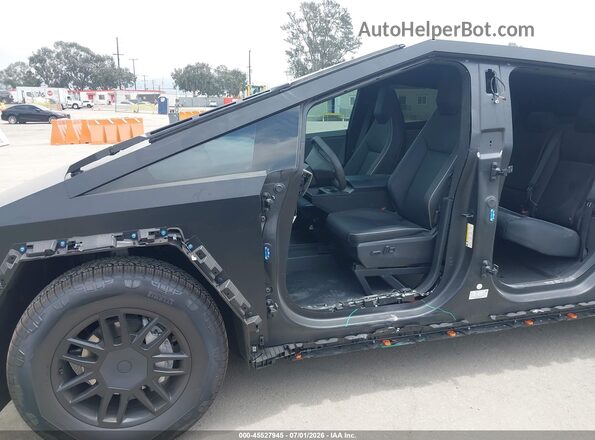 7G2CEHED6TA093597 2026 TESLA CYBERTRUCK Black Widok wnętrza z tyłu