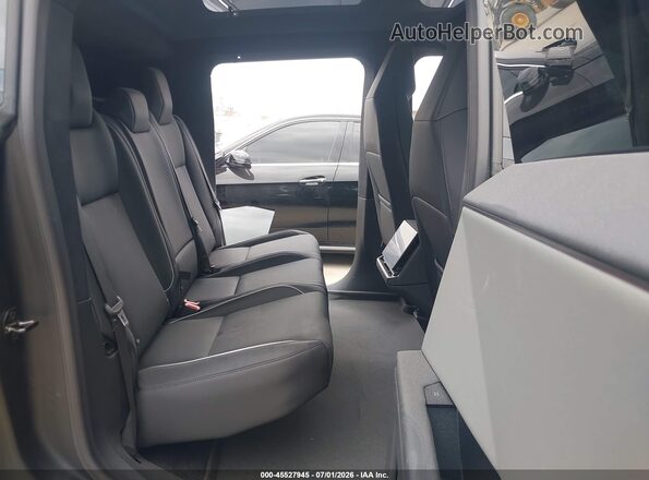 7G2CEHED6TA093597 2026 TESLA CYBERTRUCK Black Widok naklejki z numerem VIN