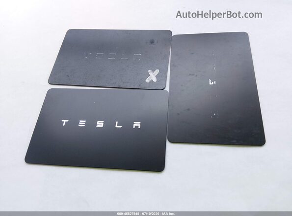 7G2CEHED6TA093597 2026 TESLA CYBERTRUCK Black Widok deski rozdzielczej