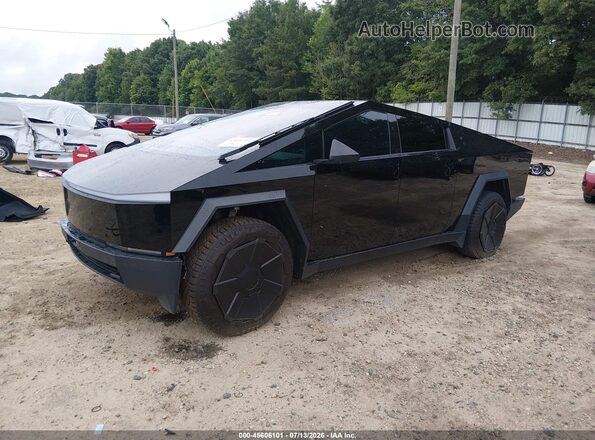 7G2CEHED9RA037534 2024 TESLA CYBERTRUCK Black წინა მარცხენა ხედი სამი მეოთხედიდან