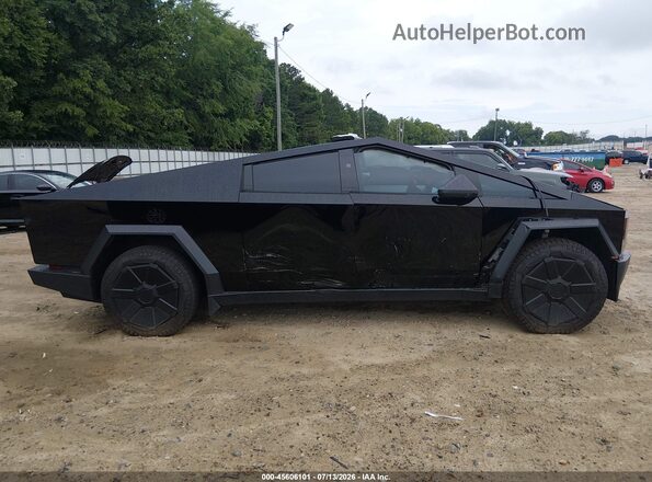7G2CEHED9RA037534 2024 TESLA CYBERTRUCK Black სალონის 360-გრადუსიანი ხედი