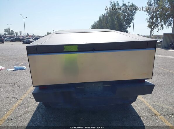 7G2CEHEE0RA009114 2024 TESLA CYBERTRUCK Серебряный 