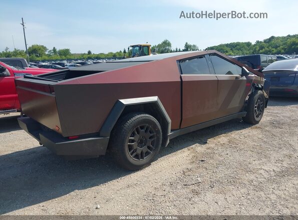 7G2CEHEE0RA054411 2024 TESLA CYBERTRUCK Коричневый Задняя правая четверть