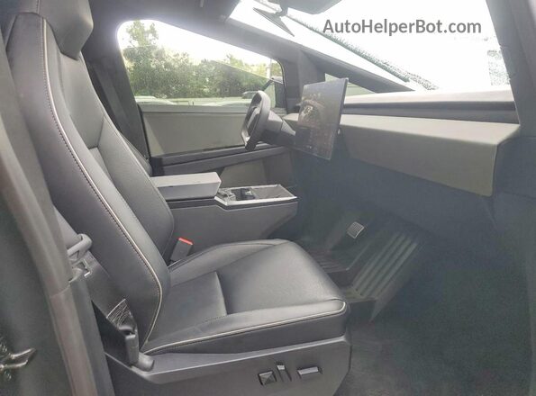 7G2CEHEE3RA048554 2024 TESLA CYBERTRUCK Gray Rear view