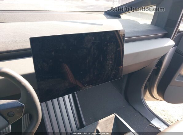 7G2CEHEE9RA031421 2024 TESLA CYBERTRUCK Silver უკანა სავარძლების ხედი