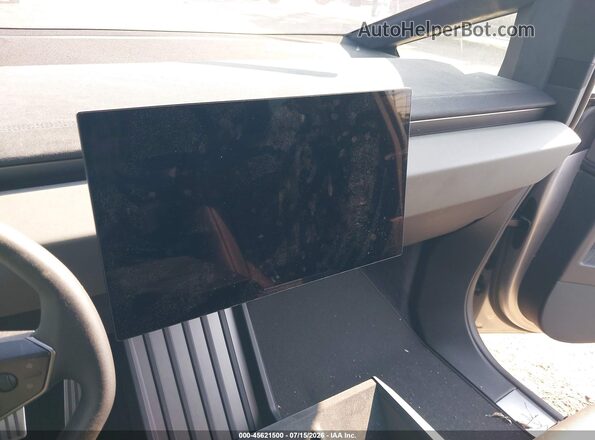 7G2CEHEE9RA031421 2024 TESLA CYBERTRUCK Silver 