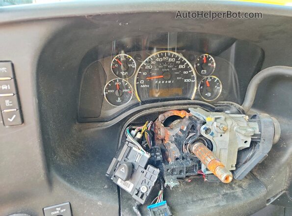 7GZ37TC78PN003098 2023 GMC SAVANA Yellow Սարքավորումների վահանակի տեսք