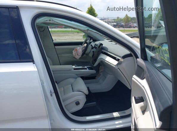 7JDDB3VK7TG061436 2026 VOLVO EX90 White წინა სალონის ხედი