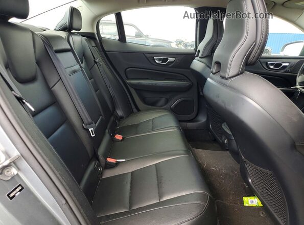 7JR102FK1LG067762 2020 VOLVO S60 Gray Rear seats view