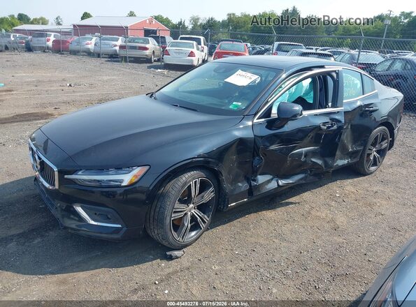 7JR102FL0LG072668 2020 VOLVO S60 Black Передня ліва чверть