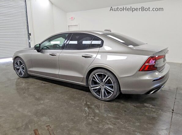 7JR102FM7KG006335 2019 VOLVO S60 Серый Задняя левая четверть