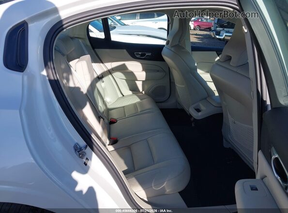 7JR102FZ1MG108860 2021 VOLVO S60 White VIN կոդի պիտակի տեսք