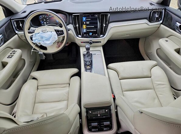 7JR102TL9MG113191 2021 VOLVO S60 Серый Вид панели приборов