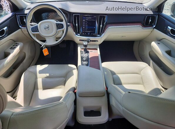 7JR102TZXMG117934 2021 VOLVO S60 White წინა პანელის ხედი
