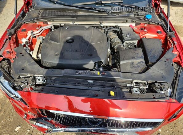 7JRA22TK7KG017994 2019 VOLVO S60 Red Widok wnętrza z tyłu