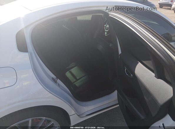 7JRA22TK9KG017978 2019 VOLVO S60 White VIN კოდის სტიკერის ხედი