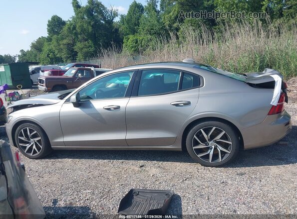 7JRA22TKXKG014443 2019 VOLVO S60 Gray 