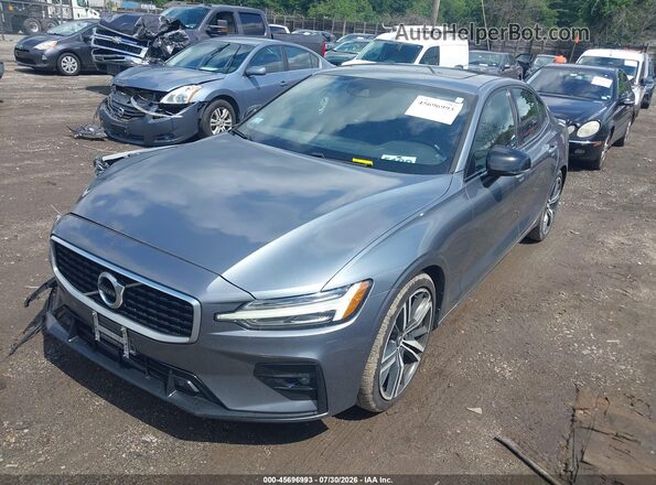7JRA22TM0LG030167 2020 VOLVO S60 Gray წინა მარცხენა ხედი სამი მეოთხედიდან