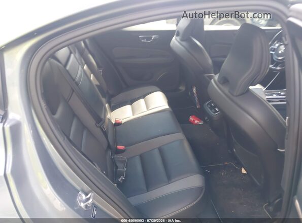 7JRA22TM0LG030167 2020 VOLVO S60 Gray VIN კოდის სტიკერის ხედი