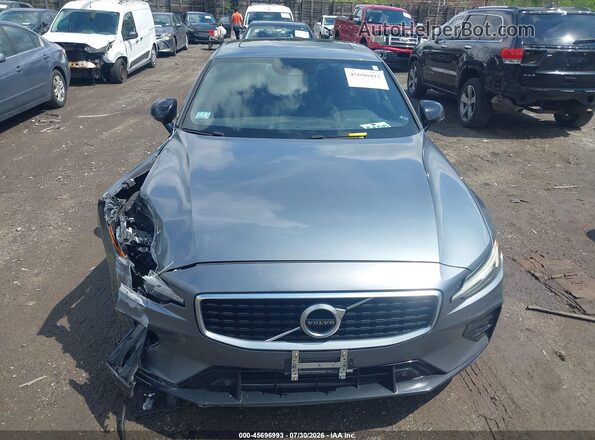 7JRA22TM0LG030167 2020 VOLVO S60 Gray ხელსაწყოთა პანელის ხედი