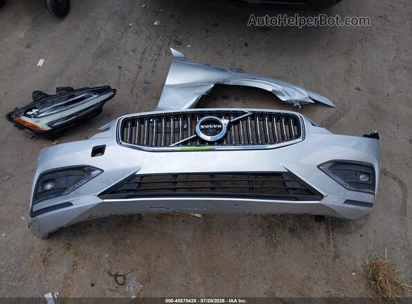 7JRL12FL2NG192142 2022 VOLVO S60 Silver Instrument cluster view