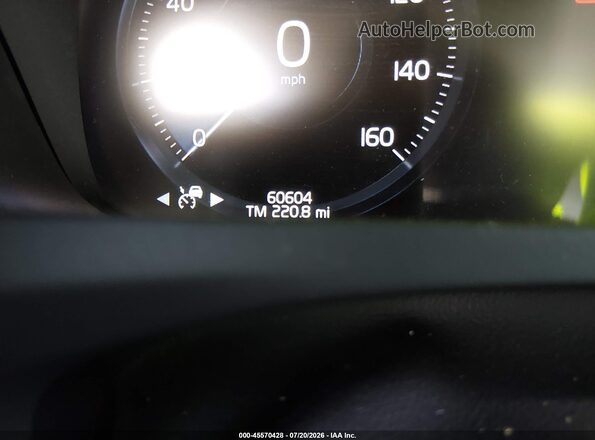 7JRL12FL2NG192142 2022 VOLVO S60 Silver 