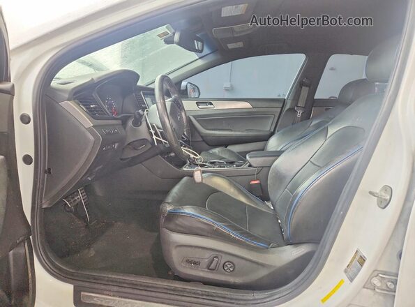 7JRL12FL7RG313611 2024 VOLVO S60 Black Вид салону спереду