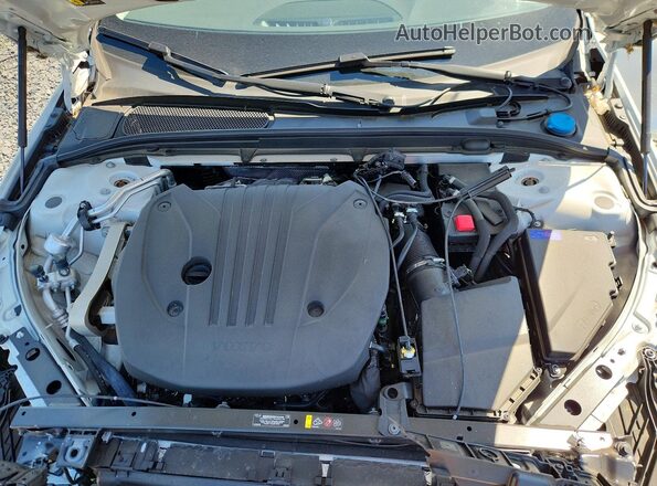 7JRL12TK3RG308482 2024 VOLVO S60 White Rear interior view