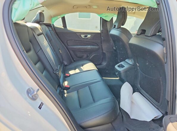 7JRL12TK3RG308482 2024 VOLVO S60 White Rear seats view