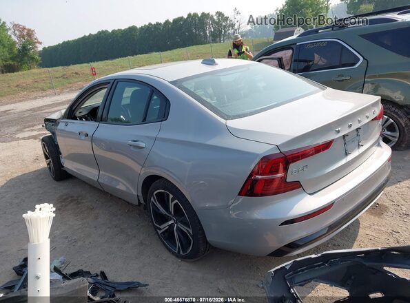 7JRL12TK8RG318652 2024 VOLVO S60 Silver უკანა მარცხენა