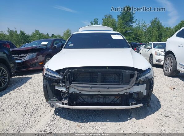 7JRL12TMXNG172234 2022 VOLVO S60 White Առջևի վահանակի տեսք