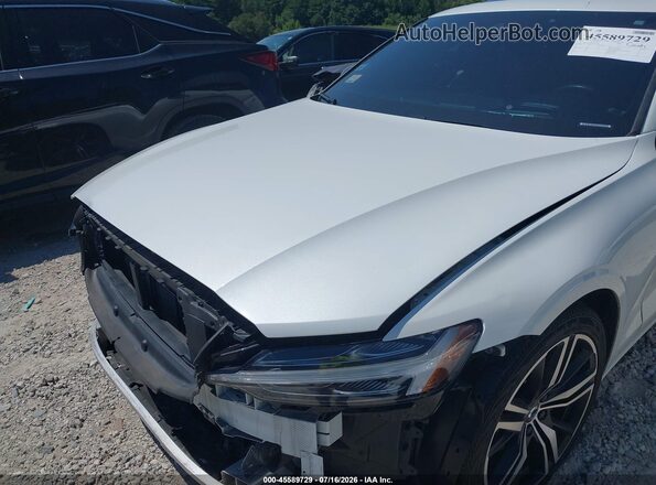 7JRL12TMXNG172234 2022 VOLVO S60 White Հետևի տեսք