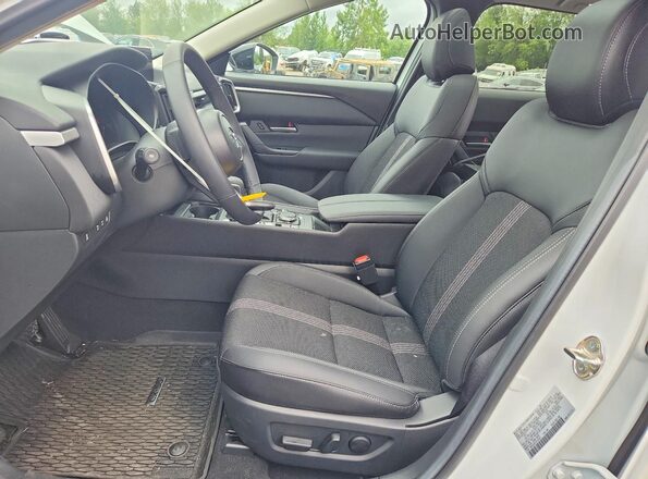 7MMVAABW1TN146408 2026 MAZDA CX-5 White Widok wnętrza z przodu