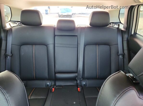7MMVAADW5SN135293 2025 MAZDA CX-5 White Vista de los asientos traseros