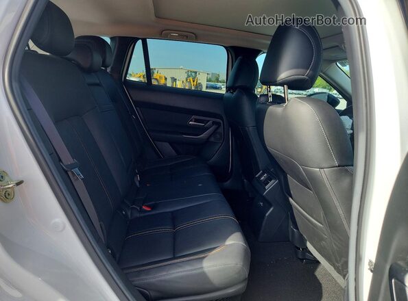7MMVAADW5SN135293 2025 MAZDA CX-5 White Vista interior trasera