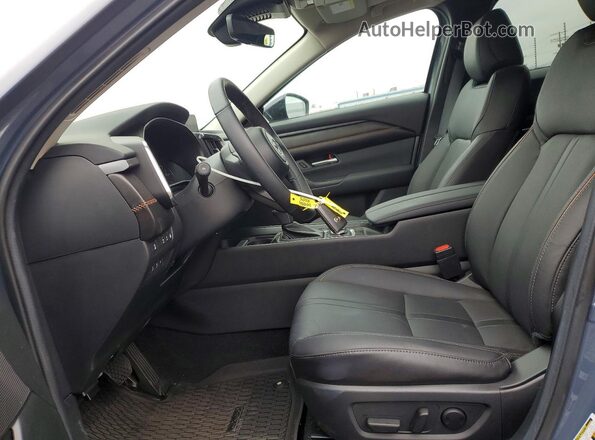 7MMVAAEW7TN146991 2026 MAZDA CX-5 Blue Front interior view