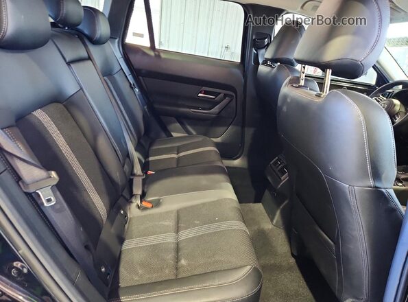 7MMVABBM8SN341778 2025 MAZDA CX-5 Black Rear interior view