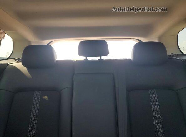 7MMVABCM8PN148648 2023 MAZDA CX-5 Gray Vista de los asientos traseros