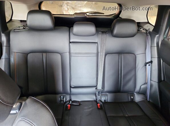 7MMVABDL4TN600563 2026 MAZDA CX-5 Green Vista de los asientos traseros