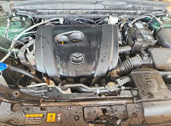 7MMVABDL4TN600563 2026 MAZDA CX-5 Green Vista del compartimento del motor