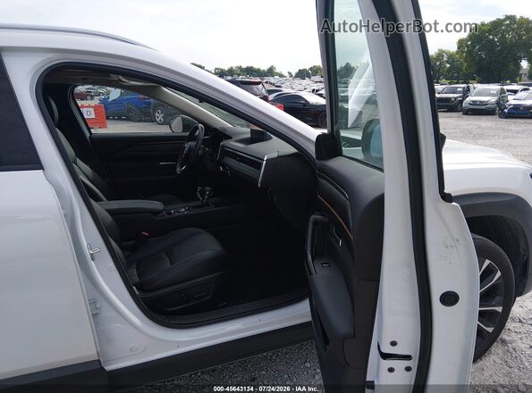 7MMVABEM0SN388850 2025 MAZDA CX-5 White წინა სალონის ხედი