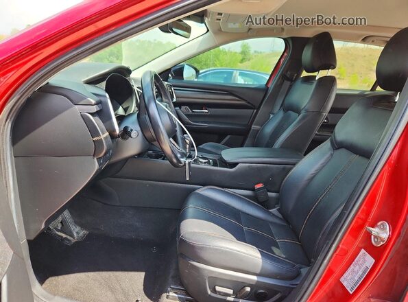 7MMVABEM6PN120635 2023 MAZDA CX-5 Red Front interior view