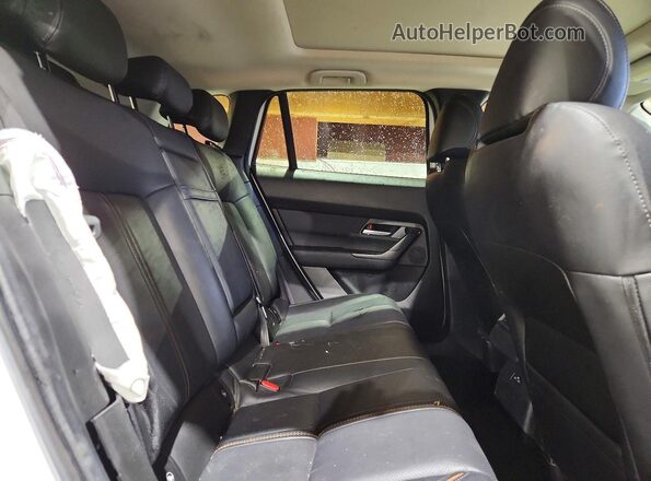 7MMVABEMXSN394137 2025 MAZDA CX-5 White Widok wnętrza z tyłu