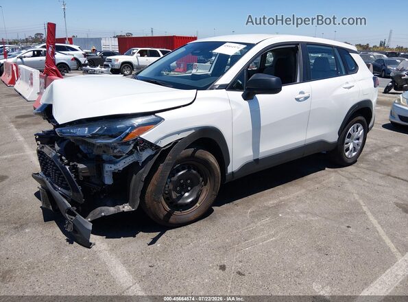 7MUAAAAG2RV106887 2024 TOYOTA COROLLA CROSS White Vista tres cuartos delantera izquierda